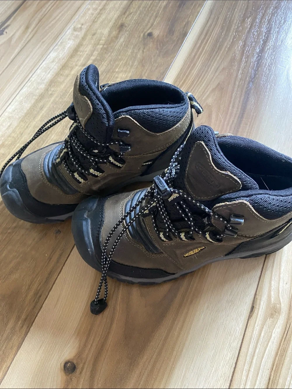 Keen Kids Brown and Black Outdoor Hiking Boots